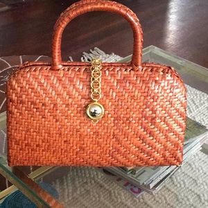 Gorgeous RARE vintage purse. Add a little romance to your modern chic style. 👛